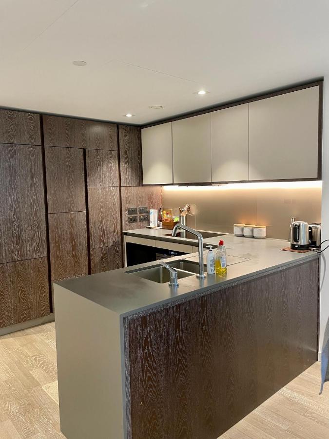 Appartamento Battersea Power Station Living Londra Esterno foto